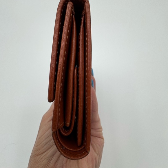 Vintage Fendi Green and Brown Wallet - Picture 6 of 13